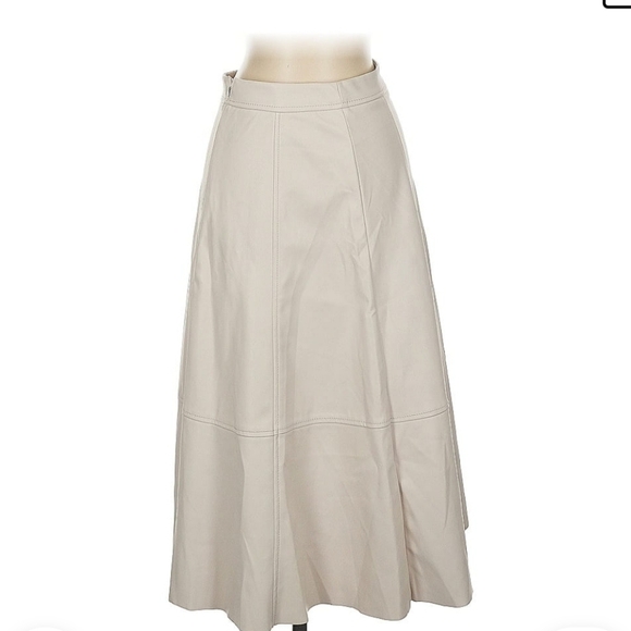 Banana Republic, vegan leather Cream color midi Skirt, size 8 - Picture 2 of 8